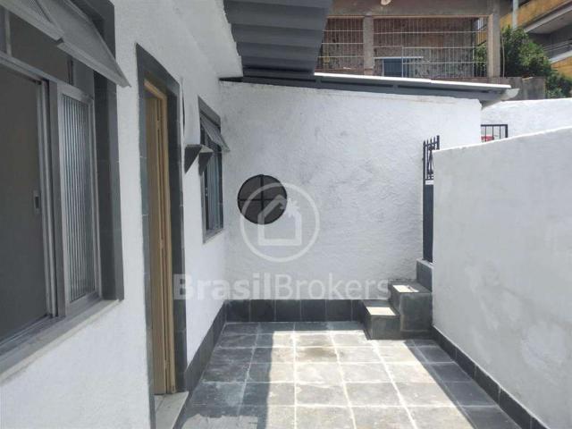 Casa / Sobrado para Venda em Rio de Janeiro/RJ Tauá 2 Quartos