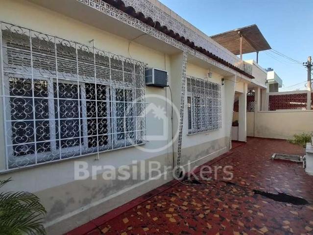 Casa / Sobrado para Venda em Rio de Janeiro/RJ Tauá 7 Quartos