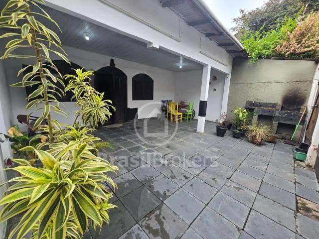 Casa / Sobrado para Venda em Rio de Janeiro/RJ Tauá 4 Quartos