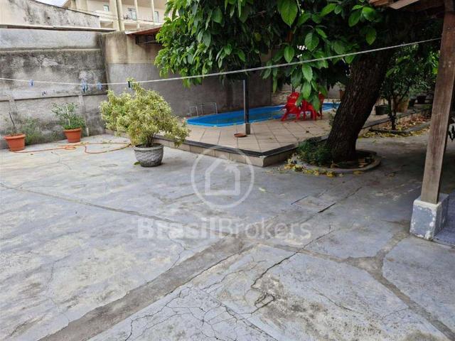 Casa / Sobrado para Venda em Rio de Janeiro/RJ Tauá 4 Quartos