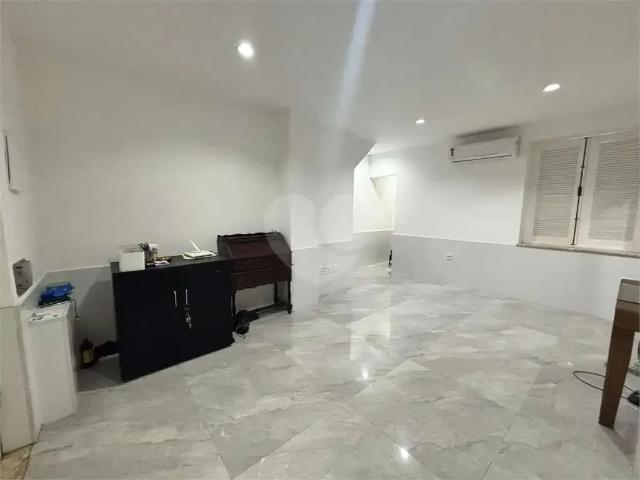 Casa / Sobrado para Venda em Rio de Janeiro/RJ Tijuca 2 Quartos