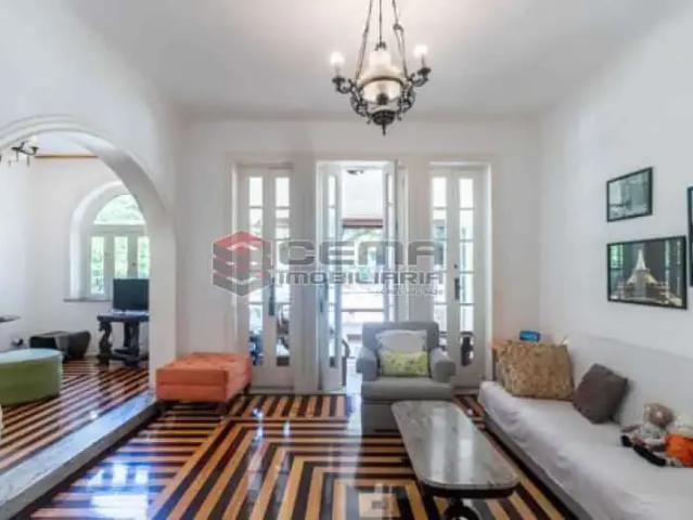 Casa / Sobrado para Venda em Rio de Janeiro/RJ Urca 4 Quartos