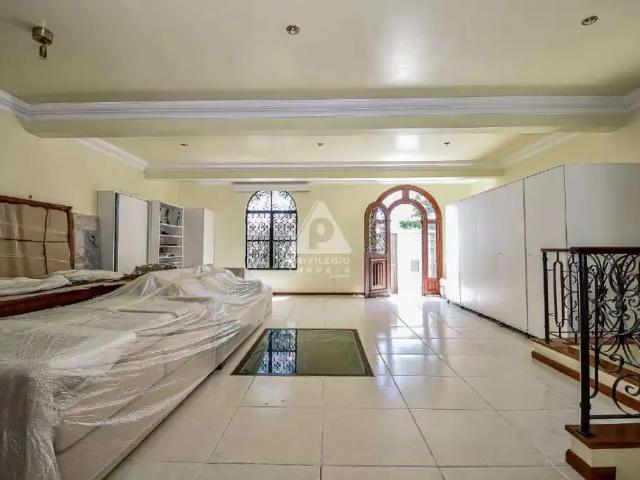 Casa / Sobrado para Venda em Rio de Janeiro/RJ Urca 4 Quartos