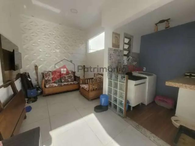 Casa / Sobrado para Venda em Rio de Janeiro/RJ Vaz Lobo 2 Quartos