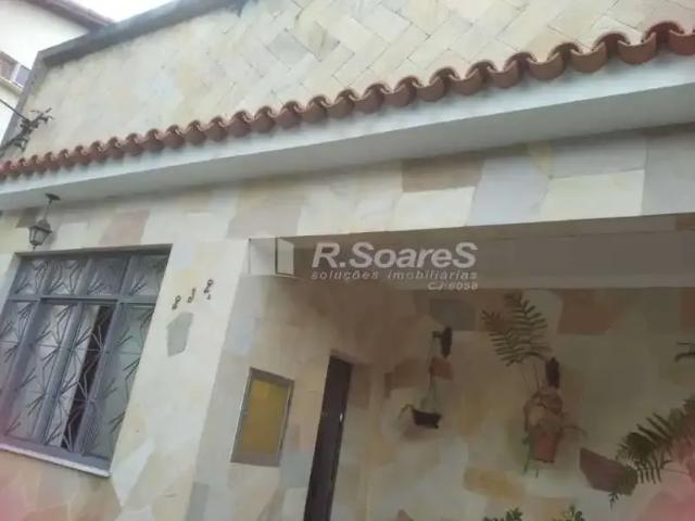 Casa / Sobrado para Venda em Rio de Janeiro/RJ Vila Valqueire 2 Quartos