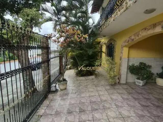 Casa / Sobrado para Venda em Rio de Janeiro/RJ Vila Valqueire 3 Quartos