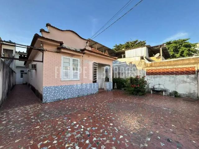 Casa / Sobrado para Venda em Rio de Janeiro/RJ Vista Alegre 2 Quartos