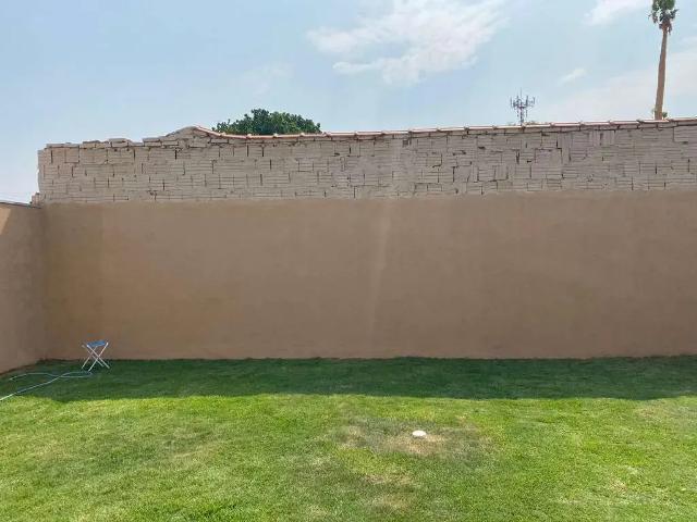 Casa / Sobrado para Venda em Rio Verde de Mato Grosso/MS Centro 2 Quartos