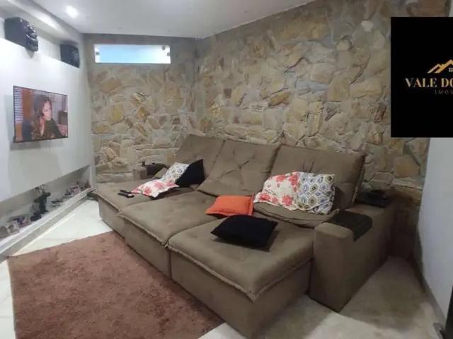 Casa / Sobrado para Venda em Ribeirão das Neves/MG Veneza 5 Quartos