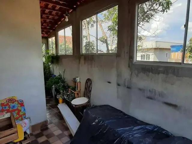 Casa / Sobrado para Venda em Ribeirão das Neves/MG Florença 6 Quartos