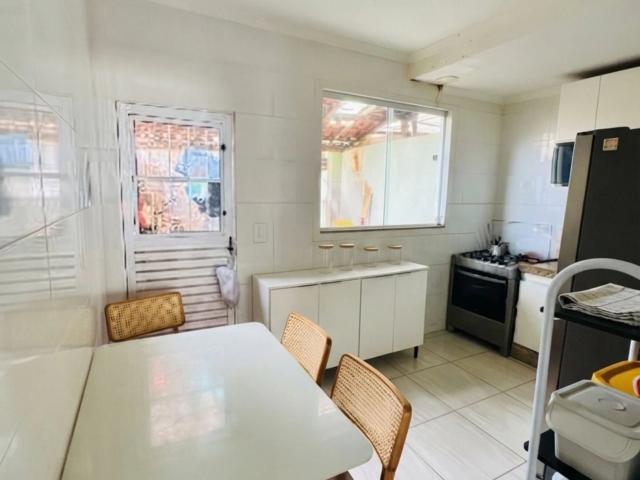 Casa / Sobrado para Venda em Ribeirão das Neves/MG Parque Xangri 2 Quartos