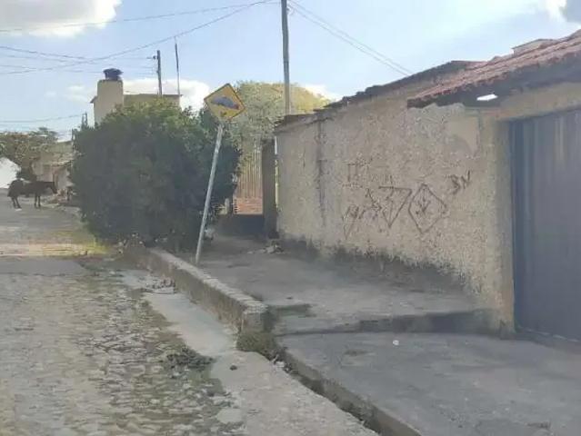 Casa / Sobrado para Venda em Ribeirão das Neves/MG Santinho 3 Quartos