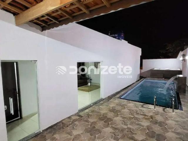 Casa / Sobrado para Venda em Ribeirão Pires/SP Jardim Califórnia 4 Quartos