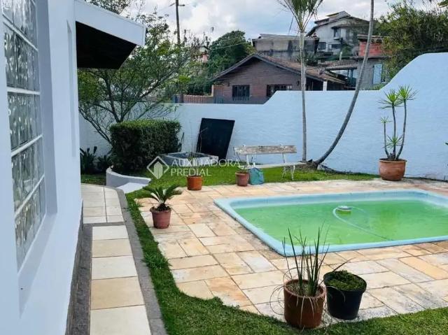 Casa / Sobrado para Venda em Ribeirão Pires/SP Santa Luzia 3 Quartos