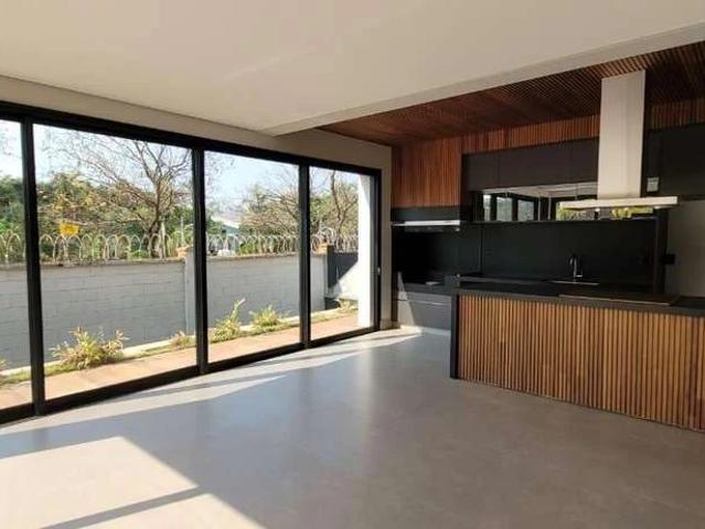 Casa / Sobrado para Venda em Ribeirão Preto/SP Alphaville 3 Quartos