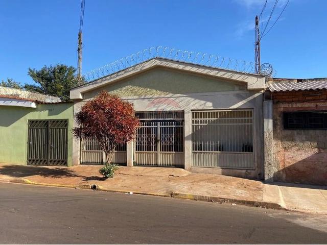 Casa / Sobrado para Venda em Ribeirão Preto/SP Antônio Marincek 3 Quartos