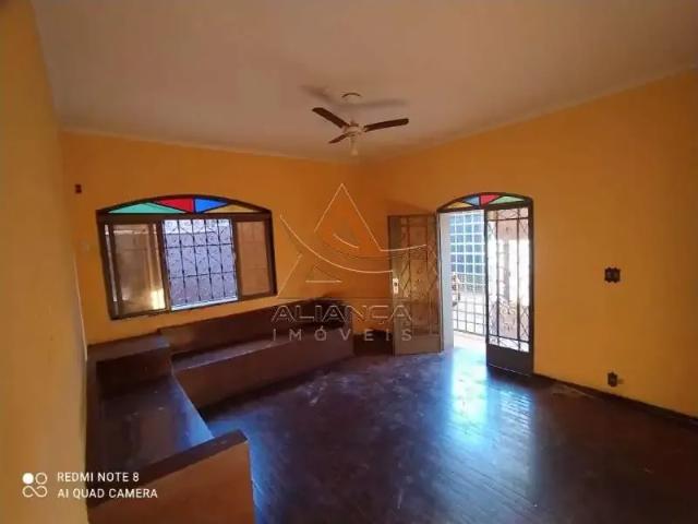Casa / Sobrado para Venda em Ribeirão Preto/SP Centro 4 Quartos