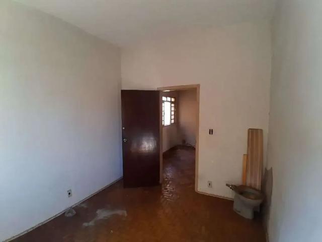 Casa / Sobrado para Venda em Ribeirão Preto/SP Centro 6 Quartos