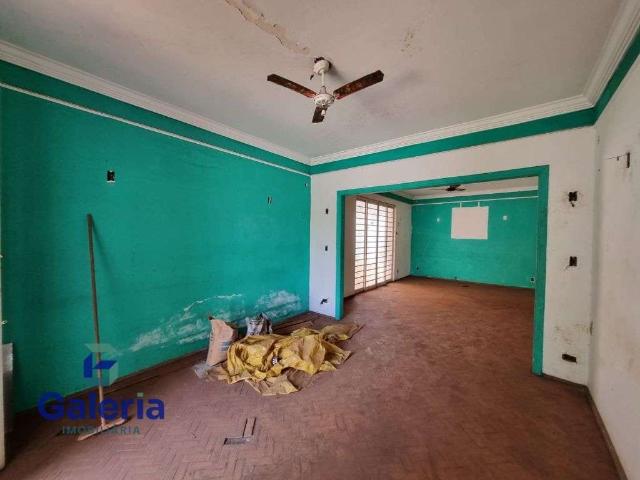 Casa / Sobrado para Venda em Ribeirão Preto/SP Centro 7 Quartos