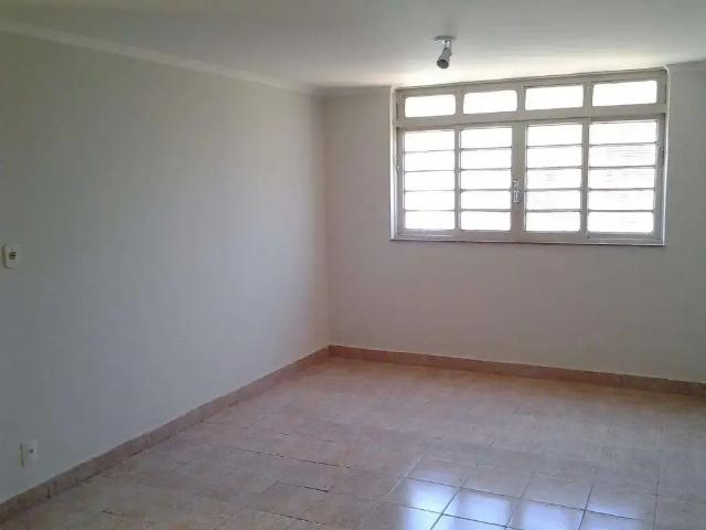 Casa / Sobrado para Venda em Ribeirão Preto/SP Centro 3 Quartos