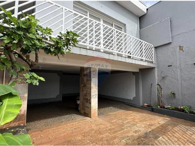 Casa / Sobrado para Venda em Ribeirão Preto/SP City Ribeirão 3 Quartos