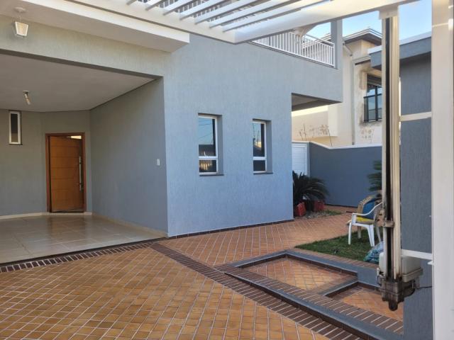 Casa / Sobrado para Venda em Ribeirão Preto/SP City Ribeirão 3 Quartos