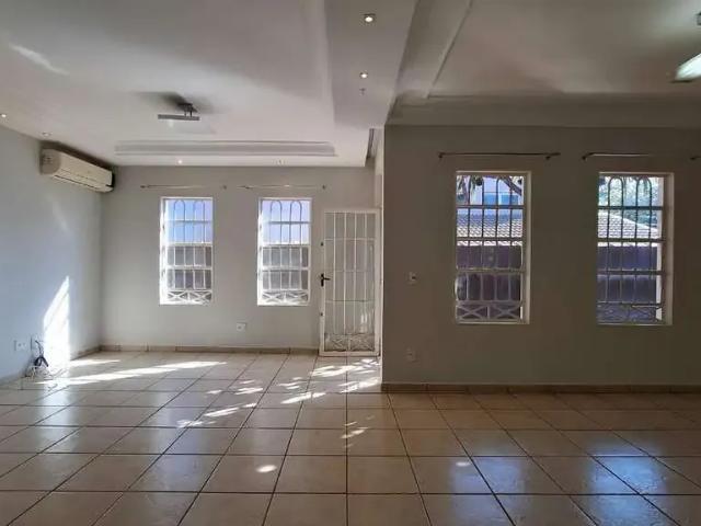 Casa / Sobrado para Venda em Ribeirão Preto/SP City Ribeirão 4 Quartos