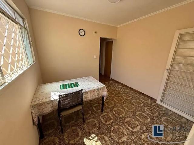 Casa / Sobrado para Venda em Ribeirão Preto/SP Independência 5 Quartos