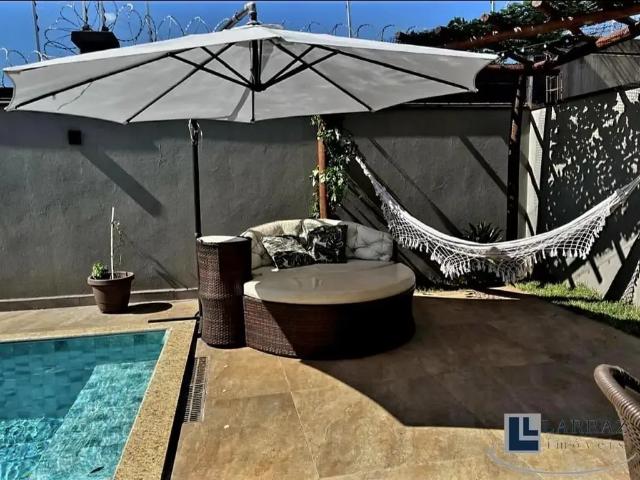 Casa / Sobrado para Venda em Ribeirão Preto/SP Jardim Zinato 3 Quartos