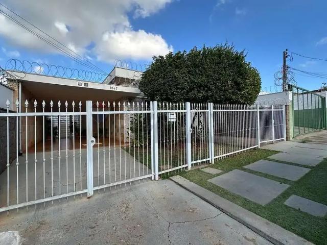 Casa / Sobrado para Venda em Ribeirão Preto/SP Jardim América 3 Quartos