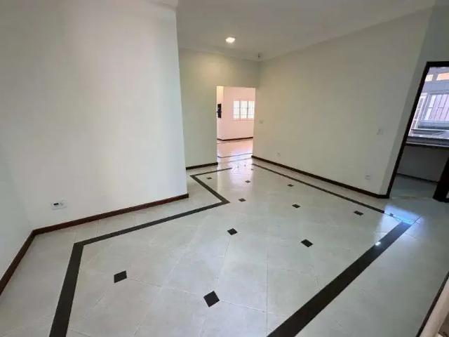 Casa / Sobrado para Venda em Ribeirão Preto/SP Jardim Antártica 5 Quartos