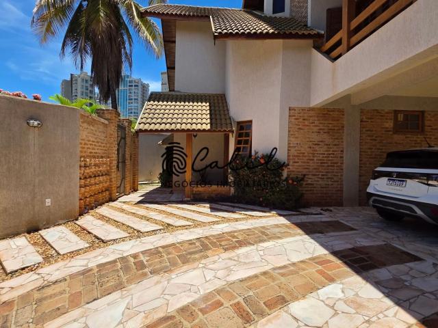 Casa / Sobrado para Venda em Ribeirão Preto/SP Jardim Canadá 4 Quartos
