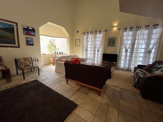 Casa / Sobrado para Venda em Ribeirão Preto/SP Jardim Canadá 4 Quartos