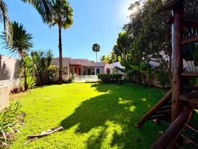 Casa / Sobrado para Venda em Ribeirão Preto/SP Jardim Canadá 5 Quartos