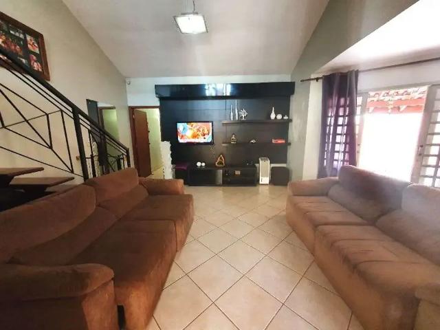 Casa / Sobrado para Venda em Ribeirão Preto/SP Jardim Califórnia 3 Quartos