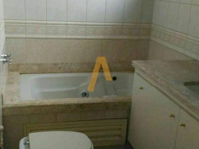 Casa / Sobrado para Venda em Ribeirão Preto/SP Jardim Califórnia 4 Quartos