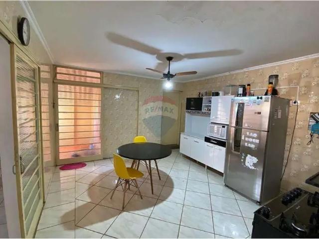 Casa / Sobrado para Venda em Ribeirão Preto/SP Jardim Castelo Branco 3 Quartos