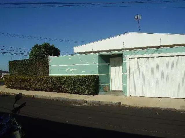 Casa / Sobrado para Venda em Ribeirão Preto/SP Jardim Paulista 4 Quartos