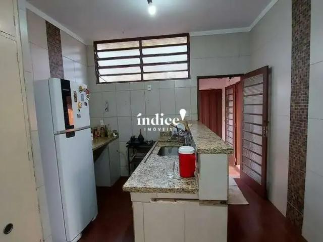 Casa / Sobrado para Venda em Ribeirão Preto/SP Jardim Paulista 5 Quartos