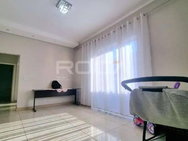 Casa / Sobrado para Venda em Ribeirão Preto/SP Jardim Paulista 5 Quartos
