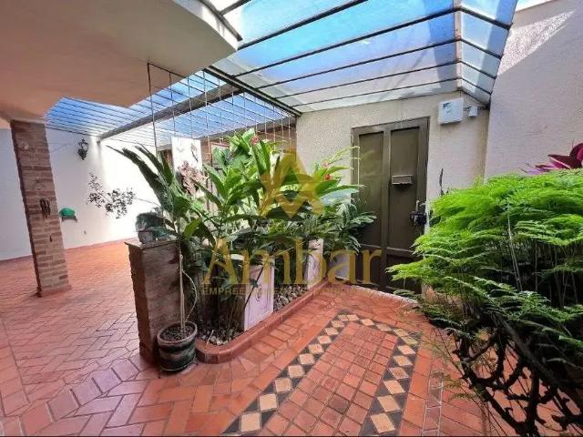 Casa / Sobrado para Venda em Ribeirão Preto/SP Jardim São Luiz 4 Quartos