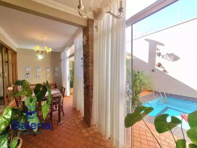 Casa / Sobrado para Venda em Ribeirão Preto/SP Jardim São Luiz 4 Quartos