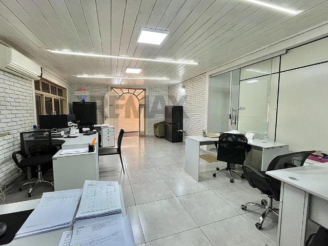 Casa / Sobrado para Venda em Ribeirão Preto/SP Jardim São Luiz 3 Quartos