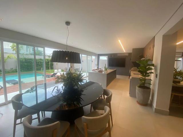 Casa / Sobrado para Venda em Ribeirão Preto/SP Loteamento Santa Luisa 4 Quartos