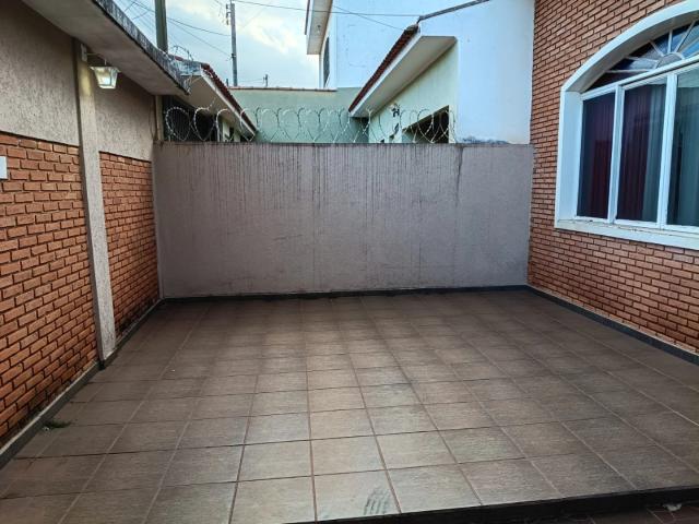 Casa / Sobrado para Venda em Ribeirão Preto/SP Parque dos Bandeirantes 3 Quartos