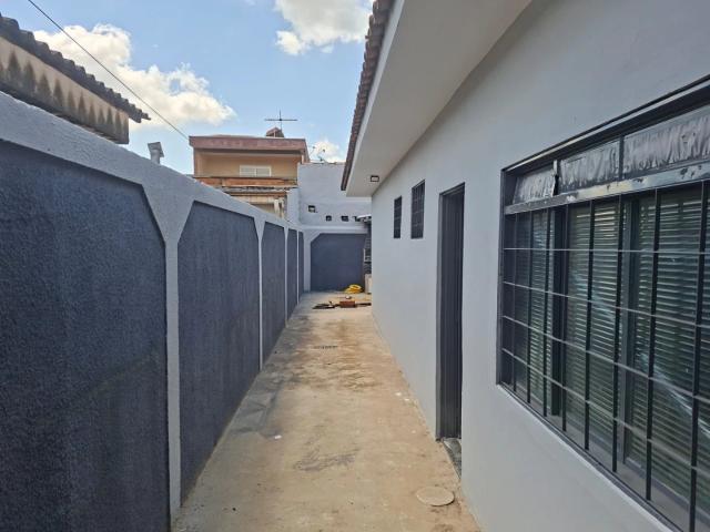 Casa / Sobrado para Venda em Ribeirão Preto/SP Parque São Sebastião 3 Quartos