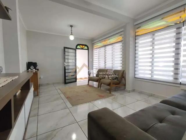 Casa / Sobrado para Venda em Ribeirão Preto/SP Presidente Médici 3 Quartos