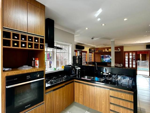Casa / Sobrado para Venda em Ribeirão Preto/SP Residencial Flórida 4 Quartos
