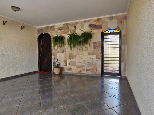 Casa / Sobrado para Venda em Ribeirão Preto/SP Sumarezinho 4 Quartos