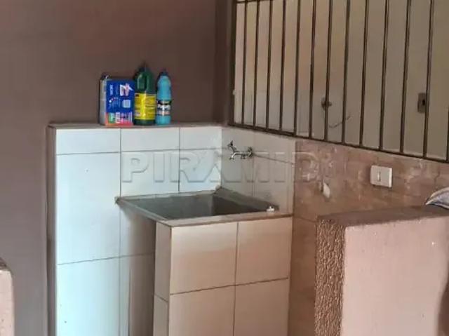 Casa / Sobrado para Venda em Ribeirão Preto/SP Vila Tibério 3 Quartos